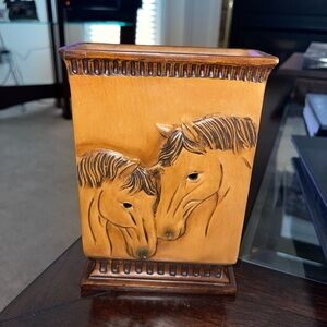 Montana Lifestyles Silversmiths Horse Heads Vase (resin).  Never used.